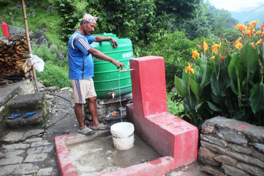 बागलुङमा बने १४ हजार ८ सय धारा